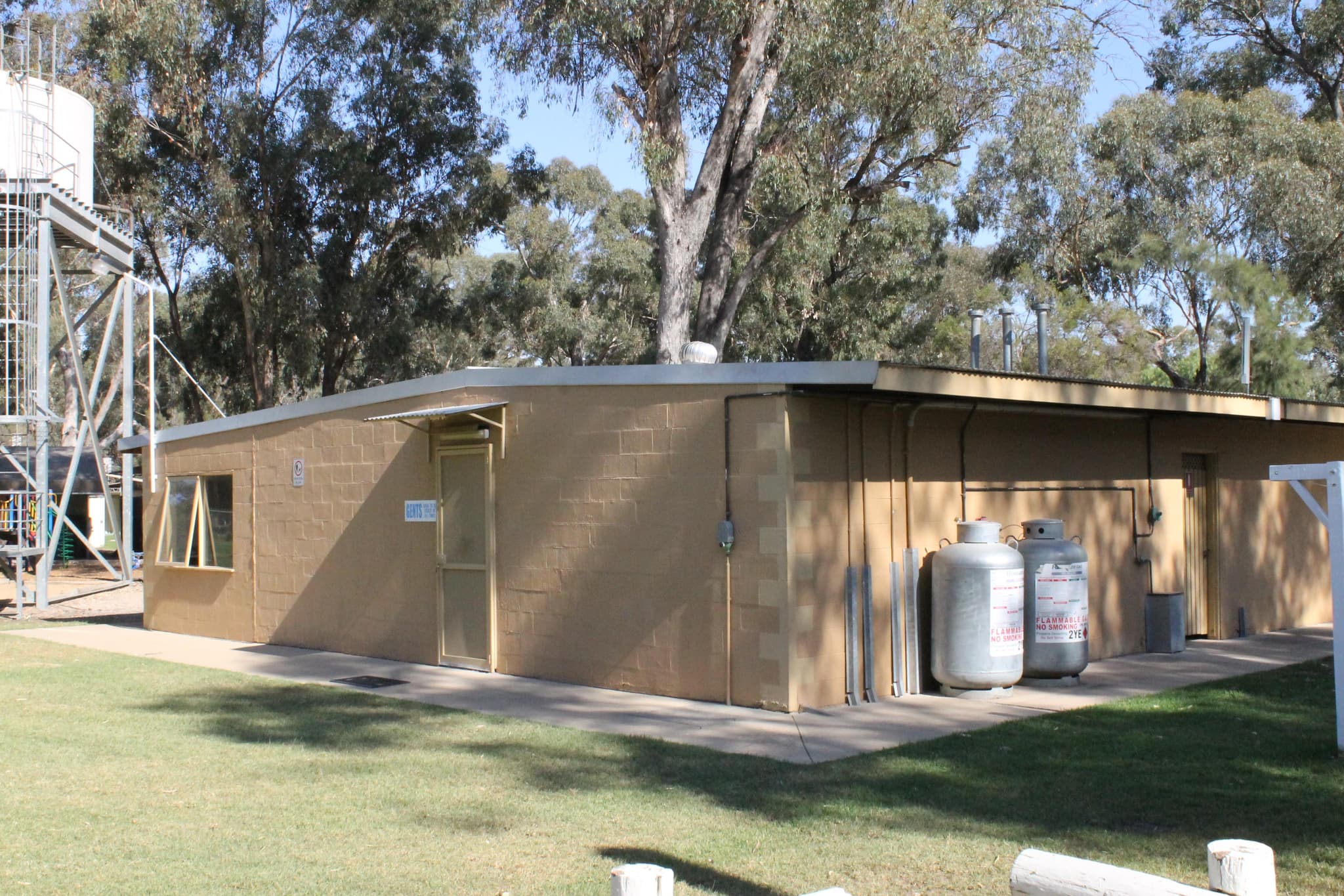 Powered Sites, photo 4